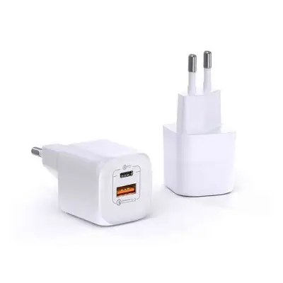 WiWU 33W Gan Fast Charger USB-C + QC3.0 Power Adapter